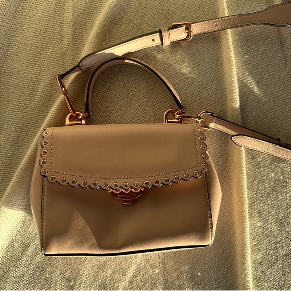 NWOT MICHAEL Michael Kors Ava Extra-Small Scalloped Leather Crossbody Bag - Picture 4 of 13